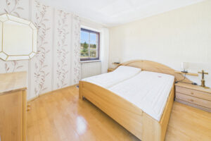 Schlafzimmer II