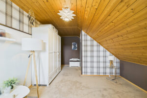 Schlafzimmer II