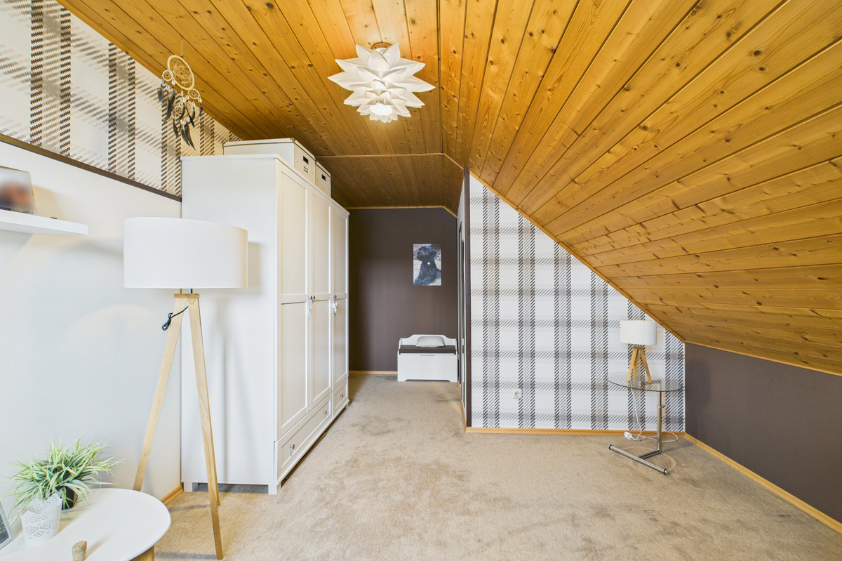 Schlafzimmer II