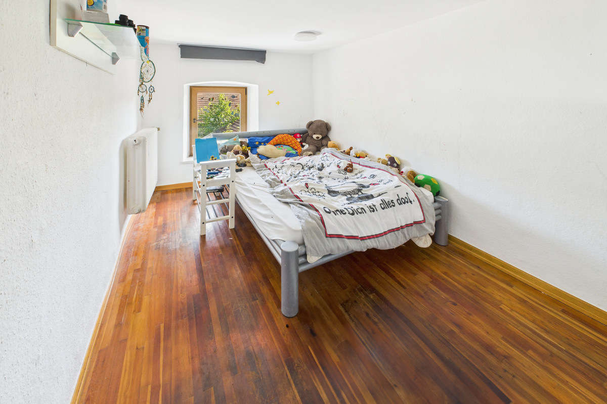 Schlafzimmer III