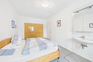 Schlafzimmer II