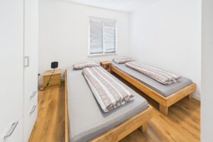II. OG Ferienwohnung Schlafzimmer I