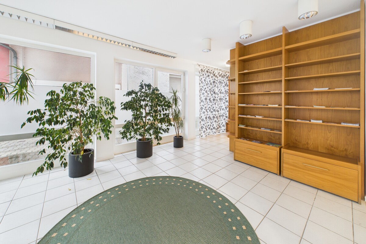 Gewerbefläche im EG