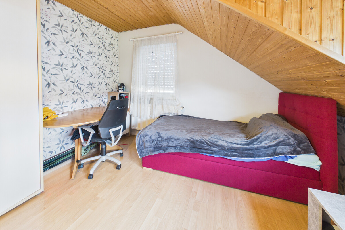 Schlafzimmer II