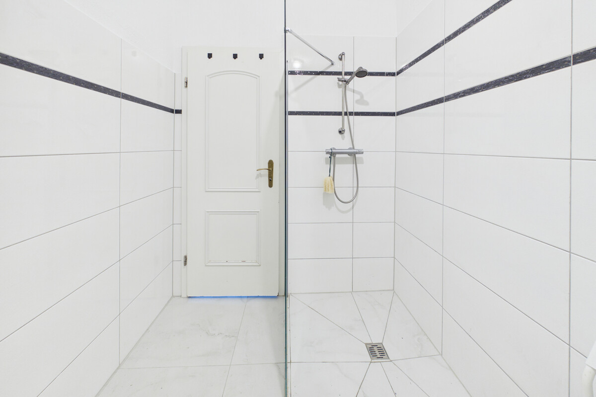 Badezimmer I