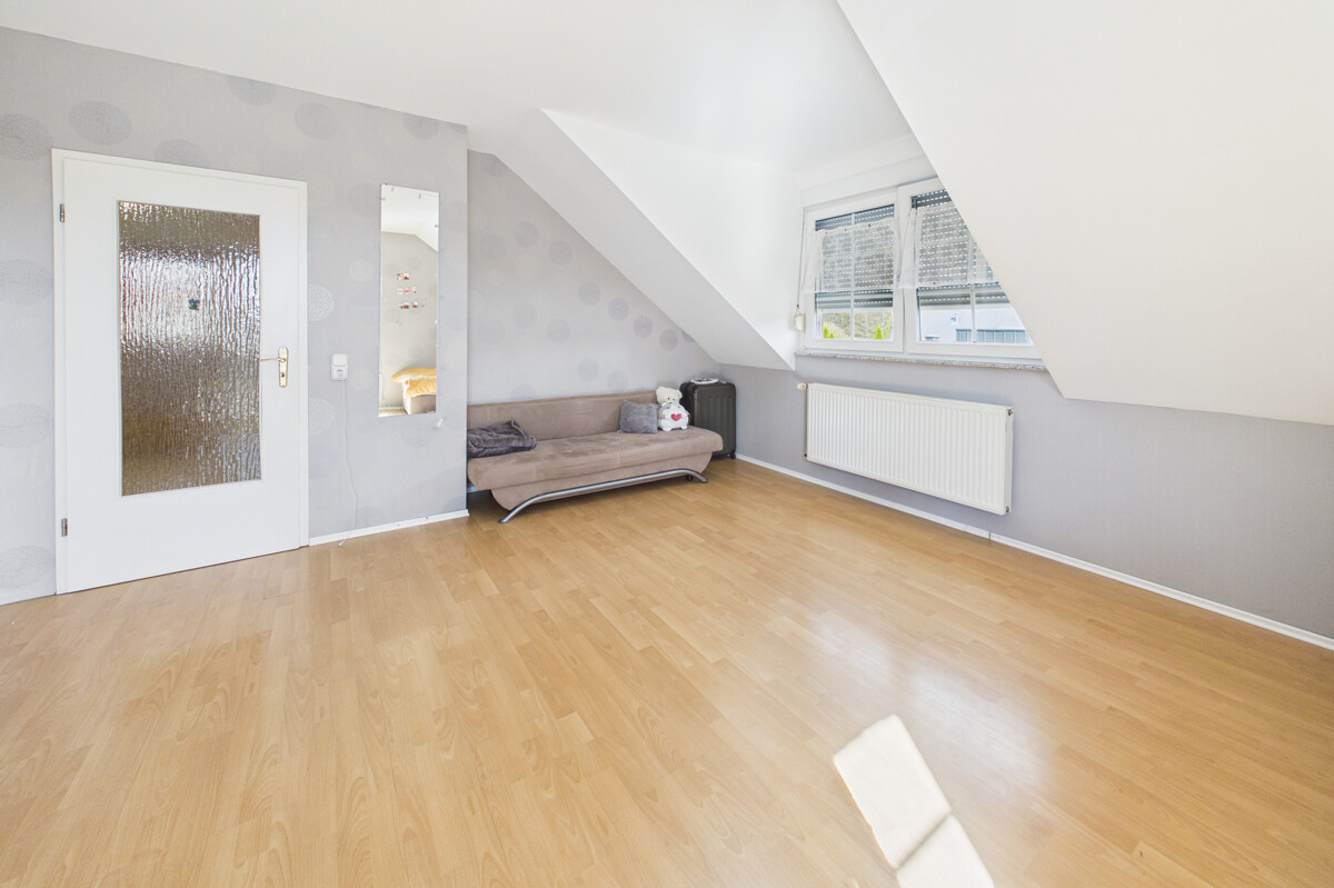 Schlafzimmer III