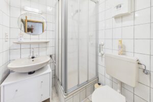 Badezimmer EG