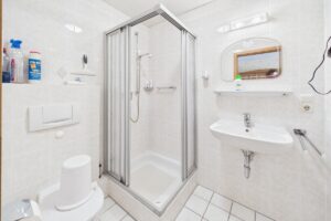 Badezimmer Untergeschoss