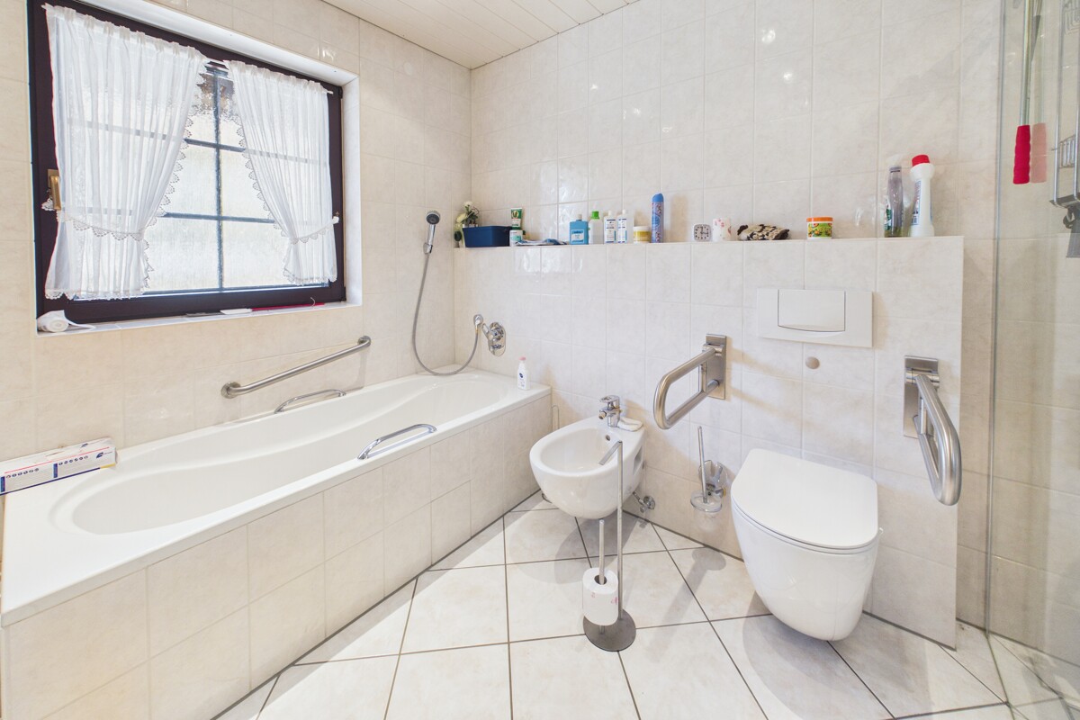 Badezimmer Erdgeschoss