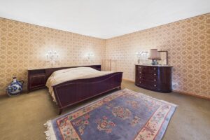 Schlafzimmer III